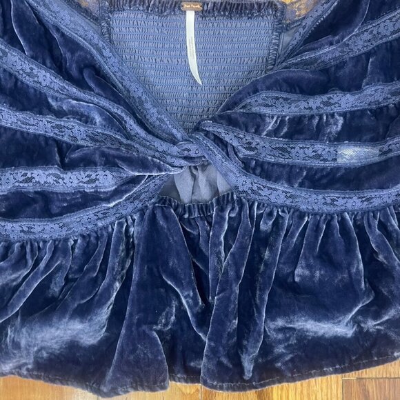 Free People Women Velvet Top L Coquette Whimsigoth Cottagecore Lace Fairy Grunge - Picture 3 of 8